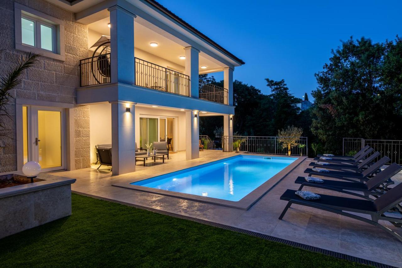 Villa Pafran With Heated Pool Krk Veglia Exterior foto