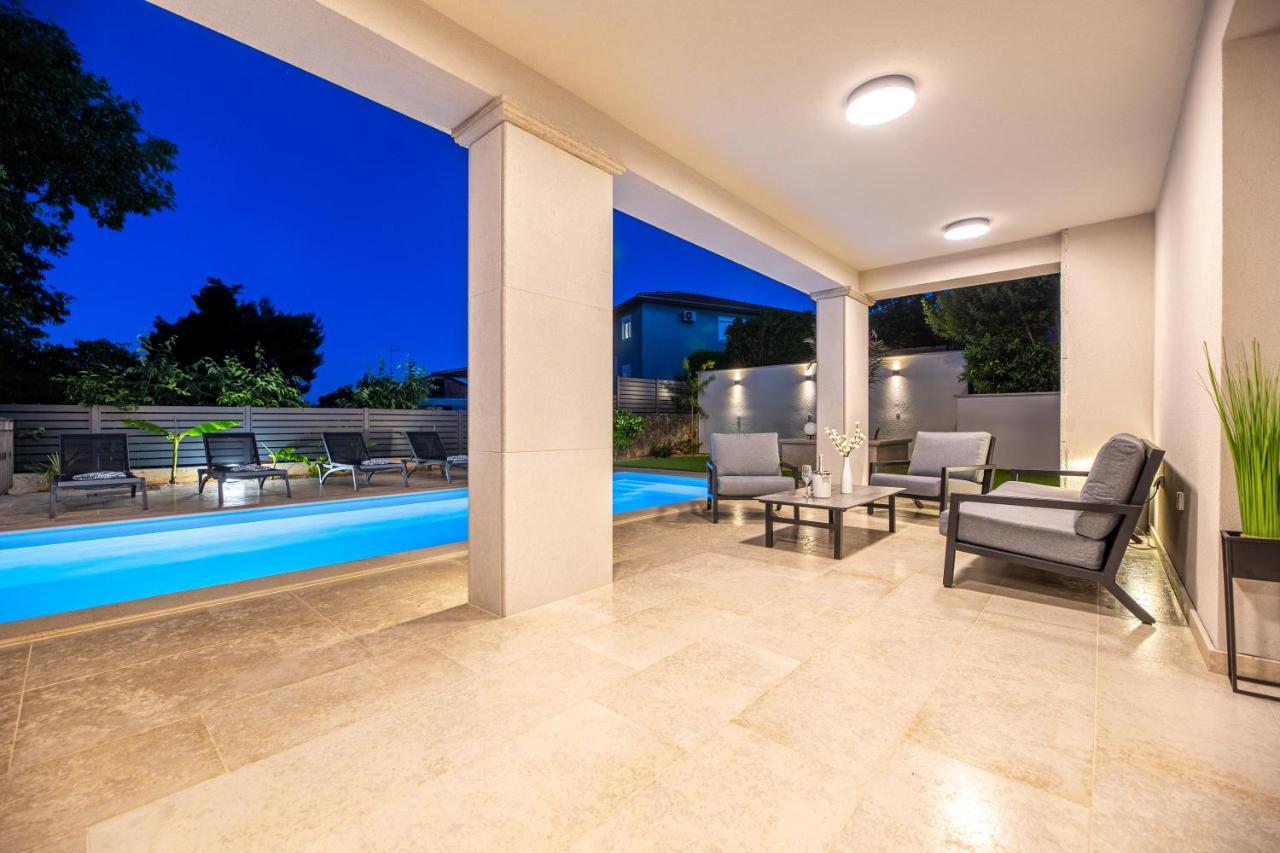 Villa Pafran With Heated Pool Krk Veglia Exterior foto